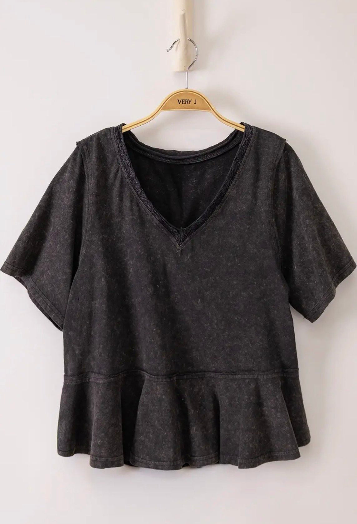 Women’s V-neck Peplum Top